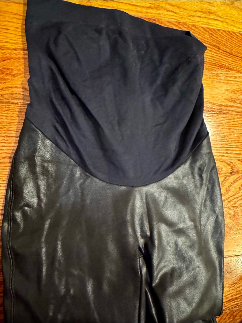 Spanx Mama Faux Leather Leggings - Medium Maternity - Picture 7 of 8